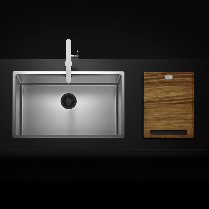 odpultna vgradnja CANOVA DURIX v pult, zvočna zaščita na stranicah