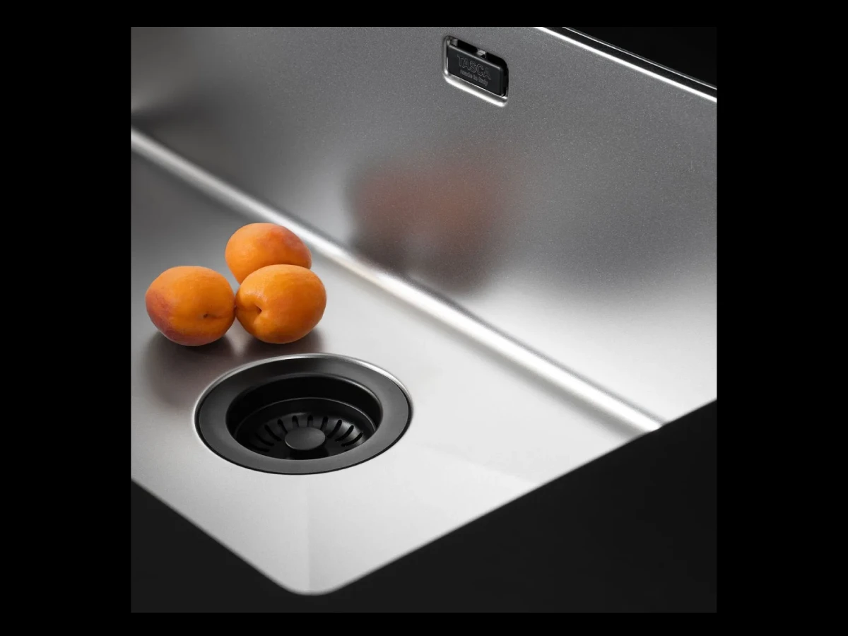 Črn sifon in preliv