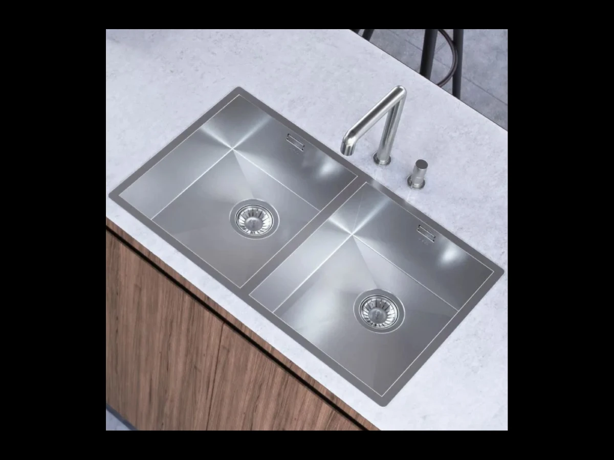 Trojna možnost montaže