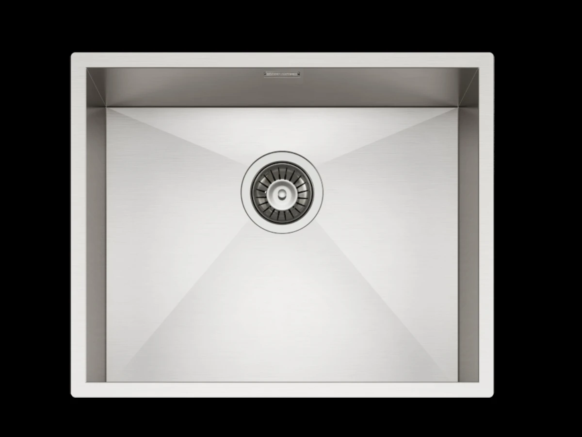 X-utori na dnu pomivalnega korita